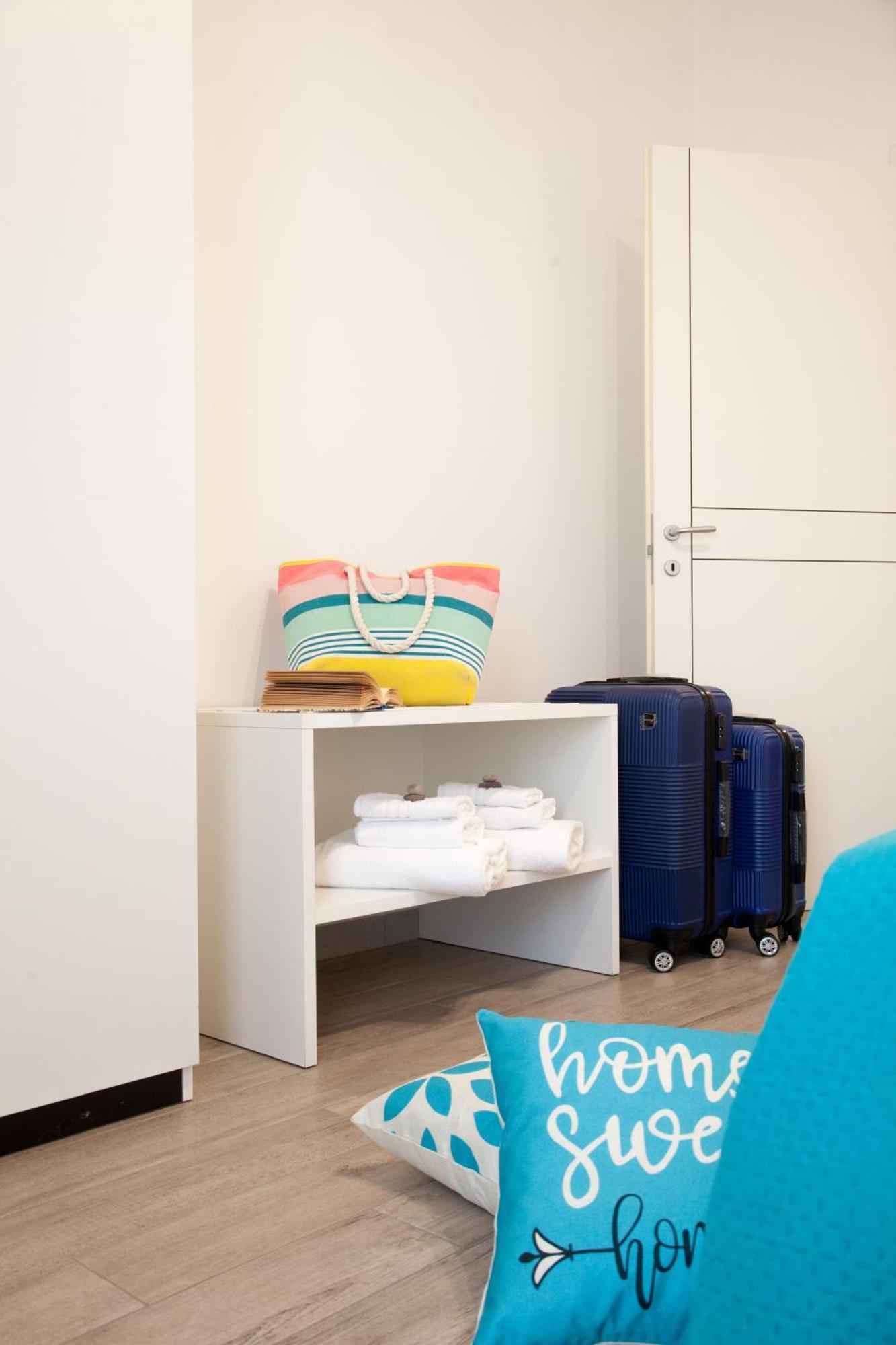 Aparthotel Le Marine ビシェーリエ エクステリア 写真